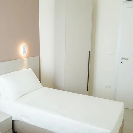 Ferrocino 3*