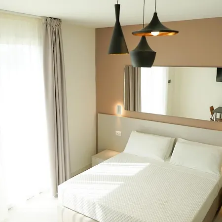 Ferrocino غالاتوني