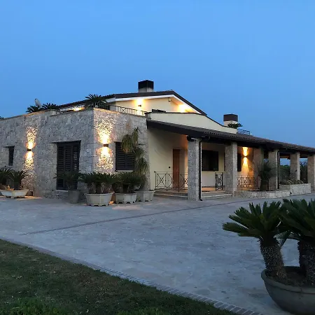 منتجع Ferrocino 3*