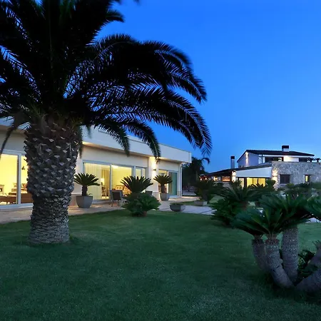 منتجع Ferrocino 3*