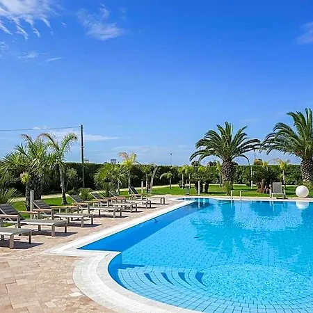 Ferrocino Resort 3*