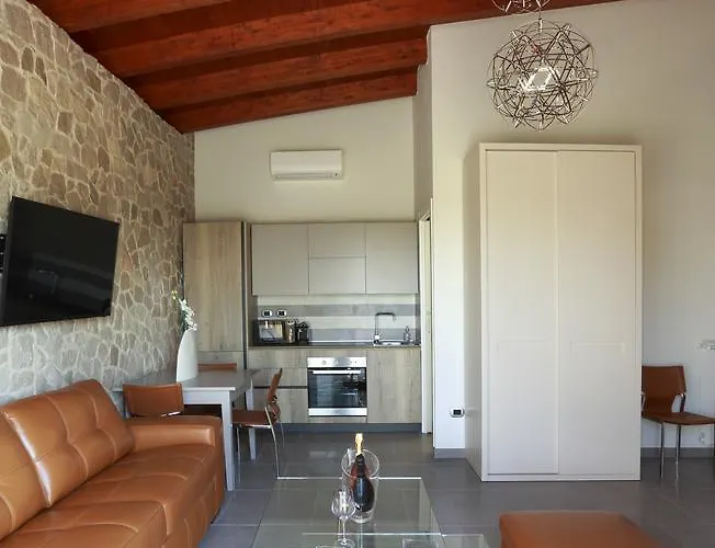 Feriested Ferrocino 3*